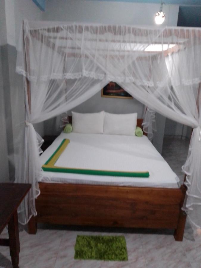 Green Park Safari House & Eco Tree House 우다왈라웨 외부 사진